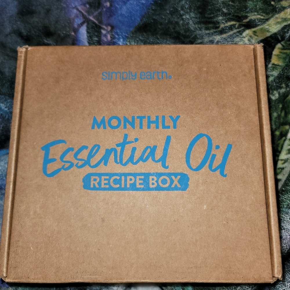 Simply Earth Essential Oils and soap making kit